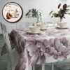 Fata de masa teflonata din bumbac, rotunda, diametru 140 cm, model floral pastelat mov, decor elegant pentru mese rotunde