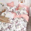 Lenjerie de pat dublu percale 6 piese bumbac 100%, cu model floral trandafiri roz, cearceaf simplu roz deschis.