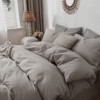 Lenjerie de pat bej din percale bumbac 100%, set de 6 piese, fabricată în Pucioasa, România