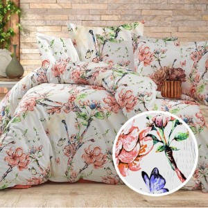 Lenjerie de pat dublu creponata din bumbac 100% cu imprimeu floral flori de cires corai si cearceaf cu elastic pentru saltea 180x200 cm.