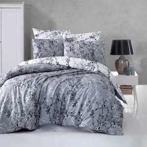 Lenjerie de pat Story Home Zena Grey din bumbac 100% ranforce, cu design floral alb-negru pe fundal gri