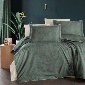 Lenjerie de pat de lux model Marlene, culori verde și crem, material satin premium, set 6 piese, aspect sofisticat.