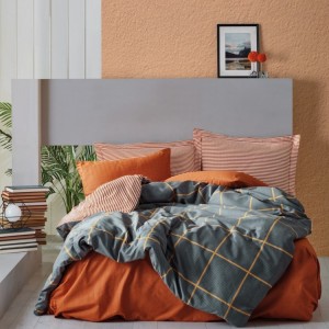 Lenjerie de pat dublu din bumbac 100% ranforce cu design carouri galbene pe fundal gri și dungi portocalii