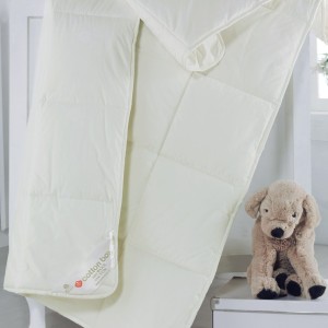 Pilotă pentru bebeluși cu umplutură de lână, dimensiuni 95x145 cm, culoare ecru