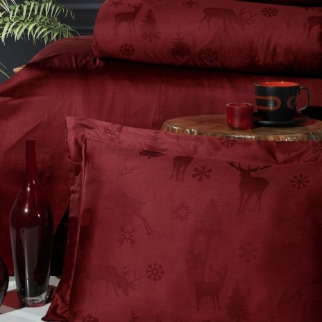 Lenjerie de pat Midas Bordo, din jacquard satin de lux, cu imprimeu festiv de fulgi si reni, 6 piese