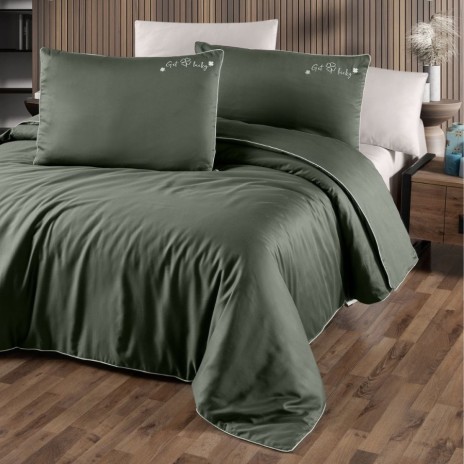 Lenjerie de pat Timeless verde cu inscripție Get lucky, 6 piese, bumbac 100% satin de lux, ambalaj cadou