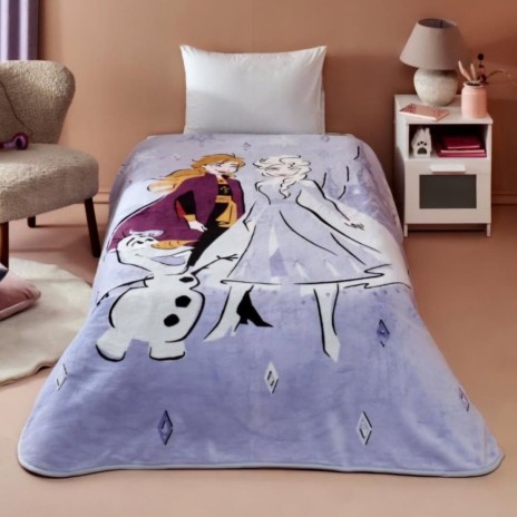 Patura Disney Frozen, TAC, 160x220cm, model cu Elsa, Anna si Olaf pe fundal bleu